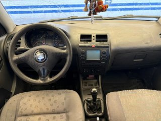 SEAT Cordoba 2002 ACEPTO CAMBIOS