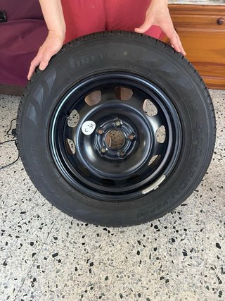 Llanta + neumático Pirelli Scorpion ATR 215/65 R16
