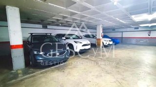 Garaje en venta en La Plana en Esplugues de Llobregat