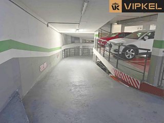Garaje en venta en Los Castros - Castrillón - Eiris en Coruña (A)