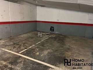Garaje en venta en Centre en Sabadell