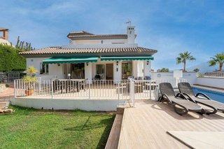 Chalet en venta en Coín