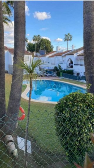 Casa adosada en venta en Centro Urbano en Estepona