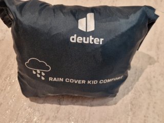Funda impermeable Deuter para mochila portabebé