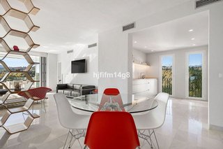 Piso en venta en Benahavís