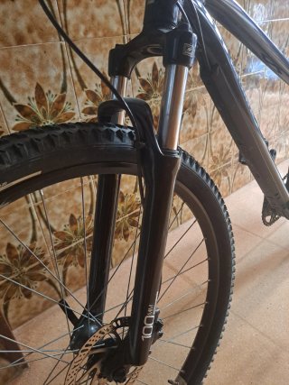 Bicicleta Rockrider 29" Explore 500 + RECAMBIOS