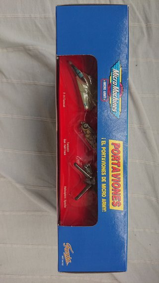 Micro Machines Portaerei (nuova) GIG Galoob Famosa