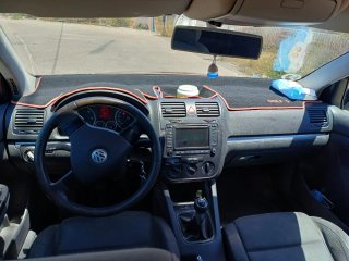 Volkswagen Golf 2005