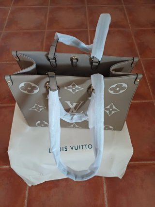 Bolso Louis Vuitton OnTheGo Mediano con chip