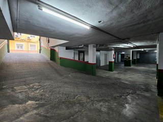Garaje en venta en Petrer