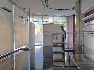 Local comercial en alquiler en Requena