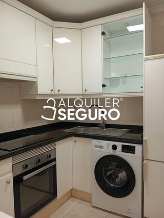 Piso en alquiler en Santa Catalina - Canteras en Palmas de Gran Canaria(Las)