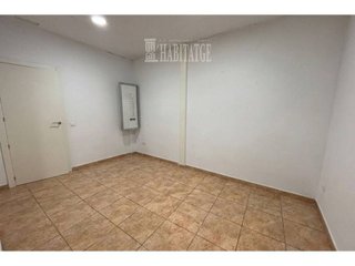 Local comercial en alquiler en Santa Clara-Caputxins-Hospital en Vic