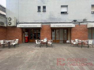 Local comercial en venta en Santa Eugènia en Girona