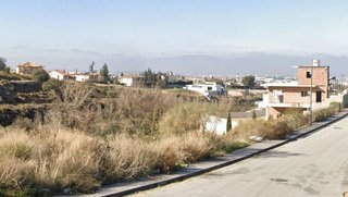 Terreno en venta en Zubia (La)