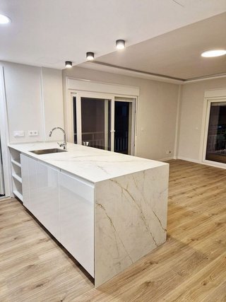 Piso en venta en Zona Puerto Deportivo en Fuengirola