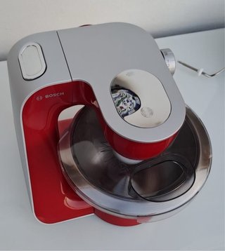 Amasadora Bosch Roja