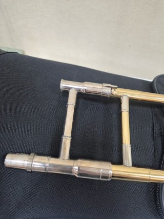 Trombón Tenor con Transpositor