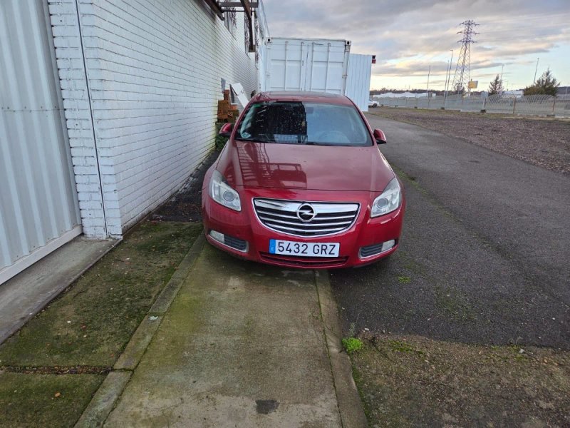 Opel Insignia 2010 - foto 1