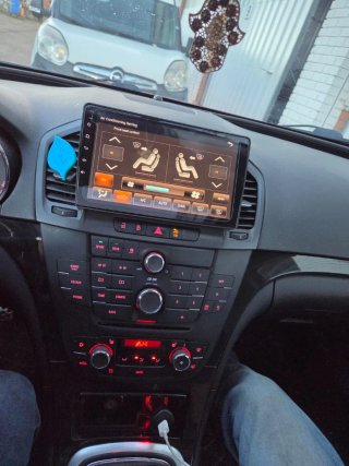 Opel Insignia 2010