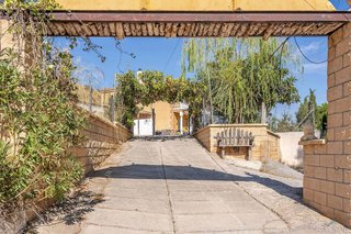 Edificio en venta en Padul
