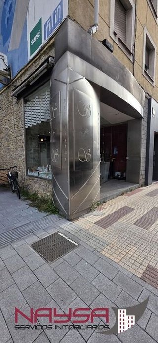 Local comercial en venta en Santiago - El Anglo en Vitoria-Gasteiz