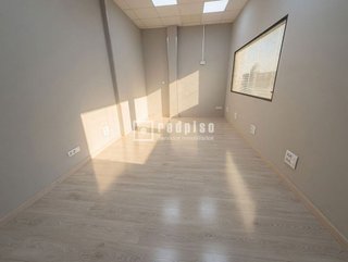 Local comercial en venta en Zona Renfe en Alcorcón