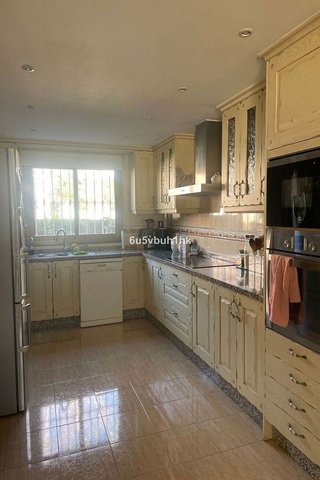 Casa adosada en venta en Centro Urbano en Estepona