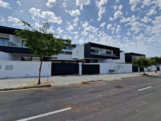 Casa adosada en venta en Centro Urbano en Estepona