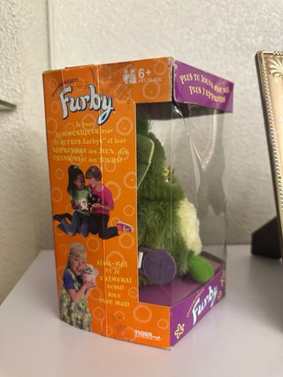 Furby Frog 1998 con caja y diccionario