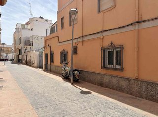Terreno en venta en San Luis en Almería