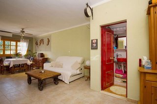 Casa adosada en venta en Coín