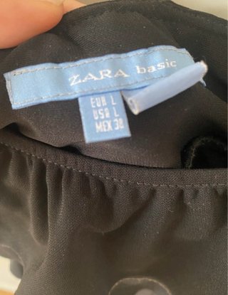 Falda Zara volantes negra