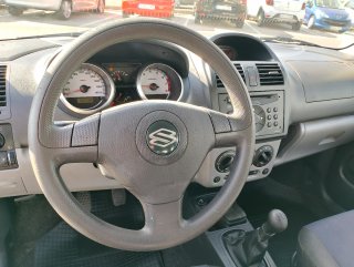 Suzuki Ignis 2005