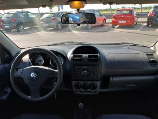 Suzuki Ignis 2005
