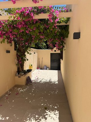 Chalet en alquiler en Cerrado Calderón - El Morlaco en Málaga