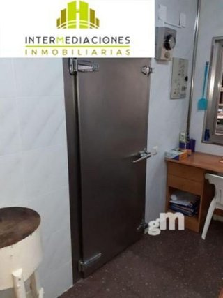 Local comercial en alquiler en Feria en Albacete