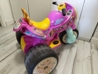 Moto Eléctrica niña Disney Princess Trike Rosa