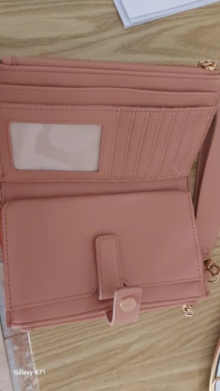 Monedero Parfois Beige/Blanco 10€ cada uno