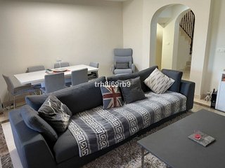 Casa adosada en venta en Centro Urbano en Estepona