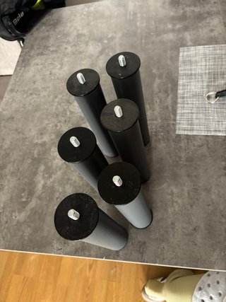 Patas para muebles y camas