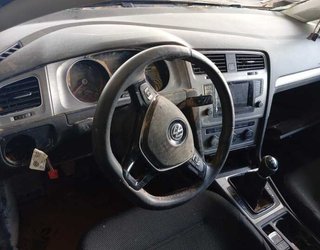 Bandeja tras volkswagen golf lim. advance 446057