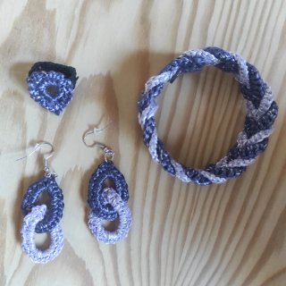 Pulsera anillo y pendientes Artesanales a juego