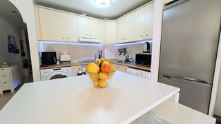 Piso en venta en Zona Puerto Deportivo en Fuengirola