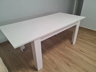 Mesa comedor extensible con 4 sillas
