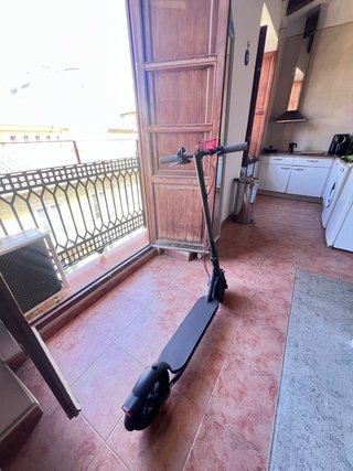 Xiaomi Scooter 4 con cargador- Como Nuevo