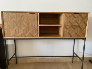 Mueble televisión y aparador de madera