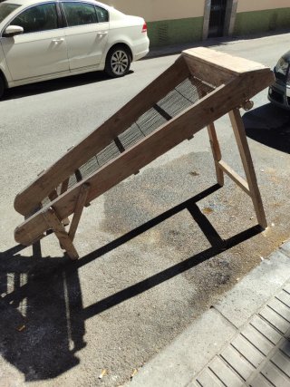 Criba antigua madera para aceitunas