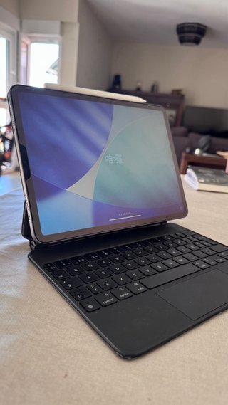 iPad Pro 11 2ª Gen 256GB + Teclado + Lápiz