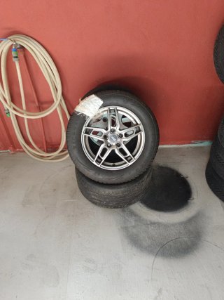 Neumáticos de coche